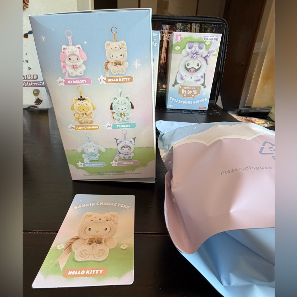 New Miniso Sanrio Surprise Fox Island Hello Kitty Vinyl Faced Plushie